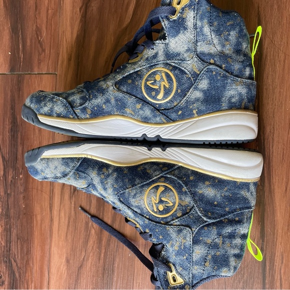 Denim Zumba Sneakers! - Picture 6 of 7